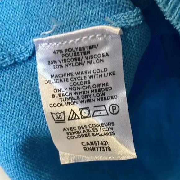 NWT Ann Taylor off the shoulder blue  top - Picture 5 of 6